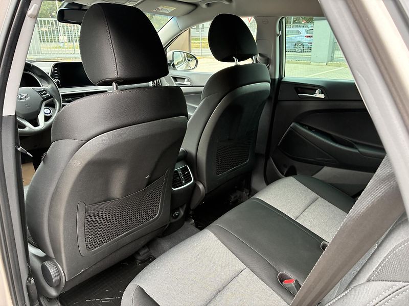 Hyundai Tucson 1.6T-GDI 130kW REZERVACE - fotka 12 z 40