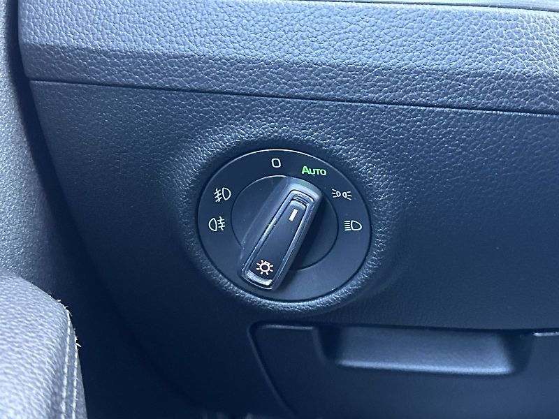 Škoda Superb (2022) 1.5 TSI DSG Style + - fotka 16 z 36