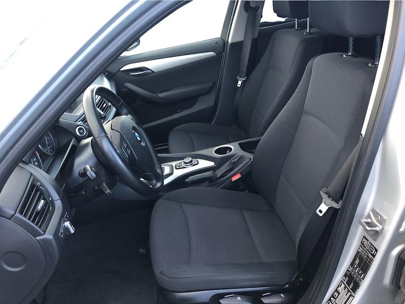 BMW X1 xDrive 18d Automat 8st. - fotka 11 z 28