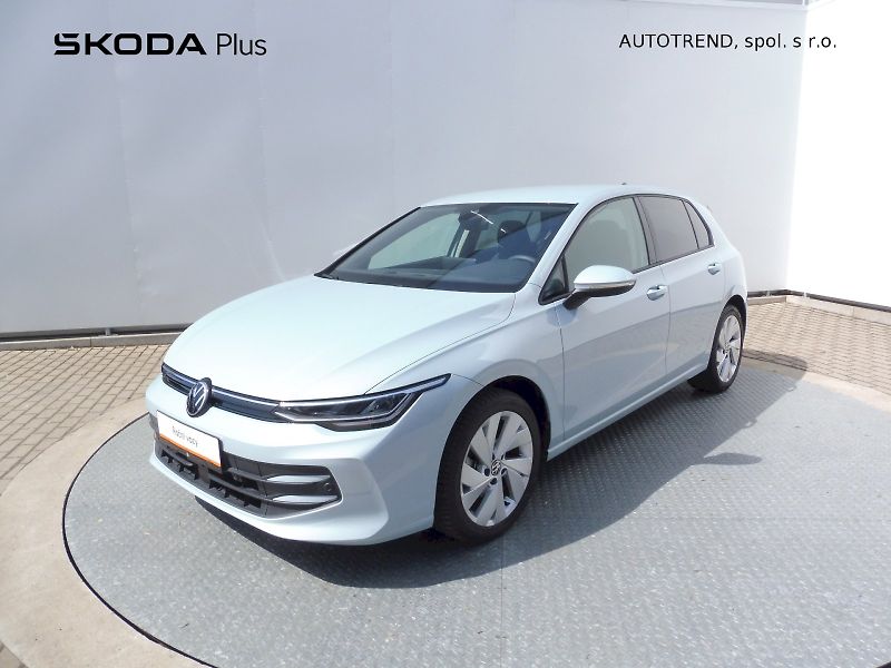 Volkswagen Golf (2025) People 1,5 TSI 85kW mHEV DSG - fotka 1 z 26