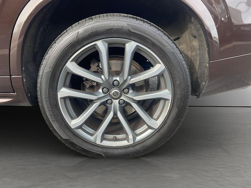 Volvo XC90 (2019) D5, 4X4, VZDUCH, Inscription - fotka 22 z 23