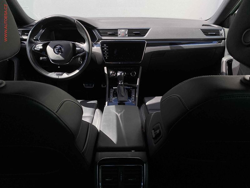 Škoda Superb (2022) 2.0TSi 4x4, 1.maj,ČR, L&K - fotka 8 z 24
