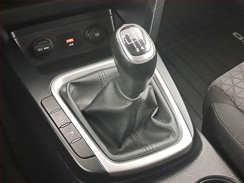 Kia Ceed (2020) Exclusive 1.4 T-GDI - fotka 20 z 20