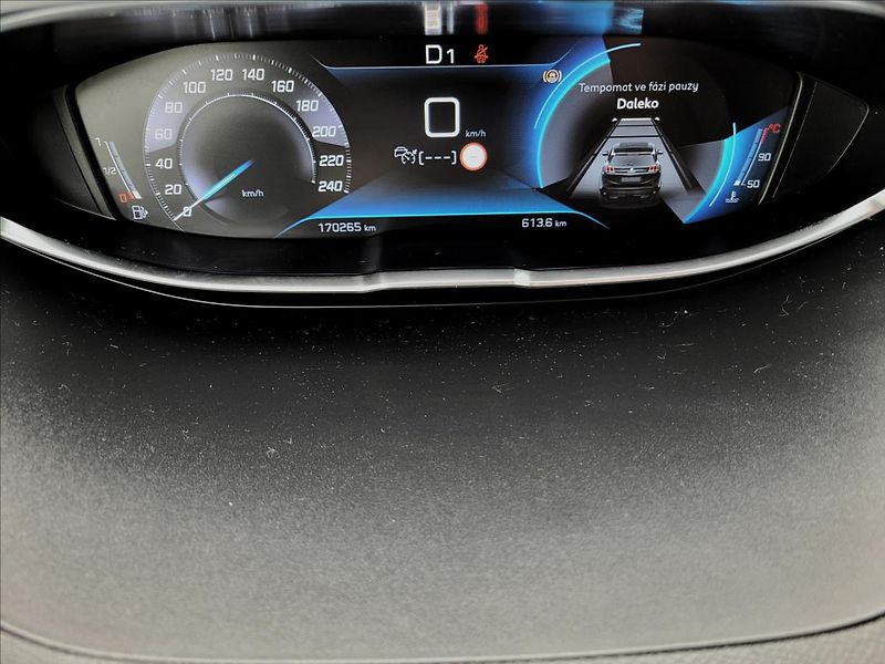 Peugeot 5008 2,0 zálohováno - fotka 24 z 50