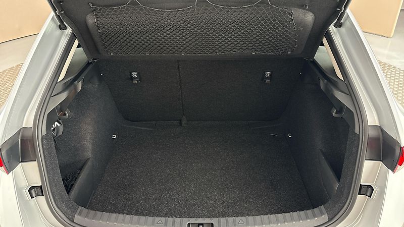 Škoda Scala 1.0 TSI Ambition - fotka 17 z 23