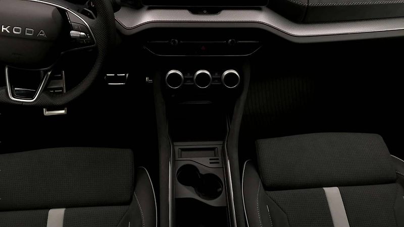 Škoda Kodiaq Sportline 2,0 TDI/142 kW 4x4 D - fotka 14 z 16