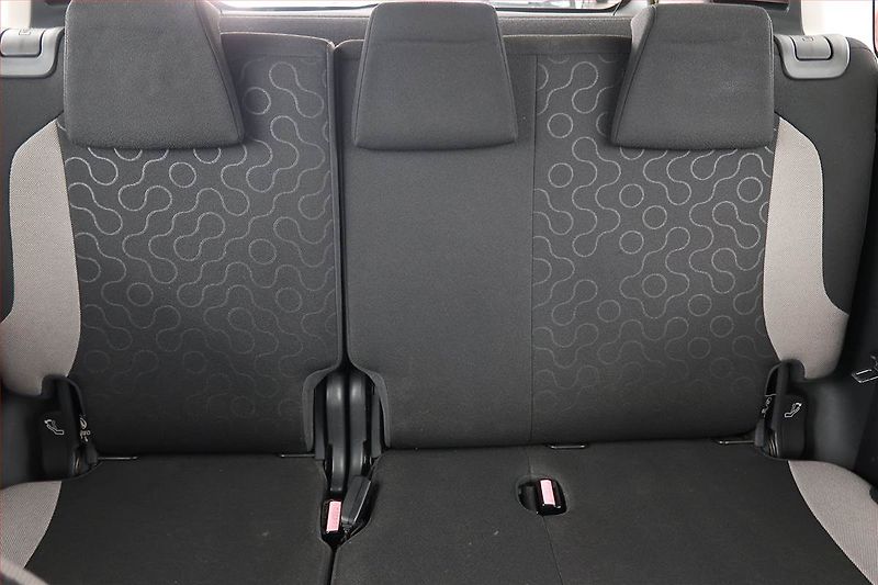 Audi A3 (2017) 1.6 TDI, Xenony, Park. senzory - fotka 10 z 19