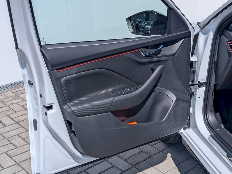 Škoda Kamiq (2026) 1,0 TSI / 85 kW DSG Monte Carl - fotka 16 z 30