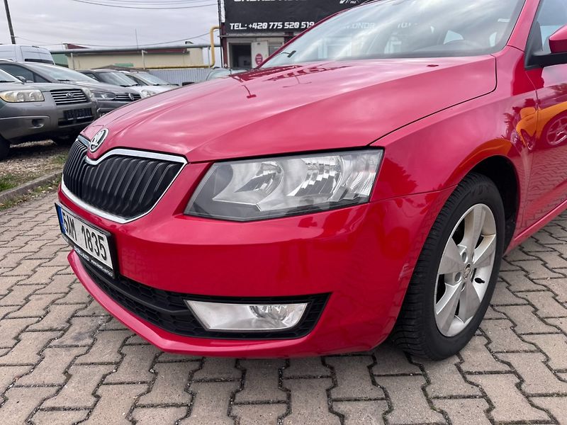 Škoda Octavia (2016) 1,6 81 KW ROZVODY 2. MAJITEL - fotka 9 z 50