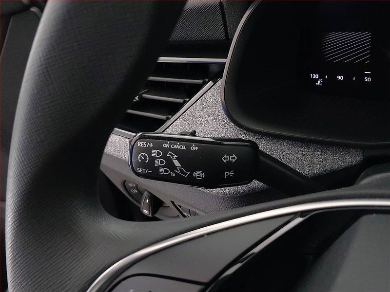 Škoda Scala (2024) Selection 1.0 TSI, Serv.kniha - fotka 17 z 18