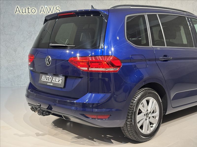 Volkswagen Touran 2,0 TDi  DSG Comfortline Tažné - fotka 8 z 43