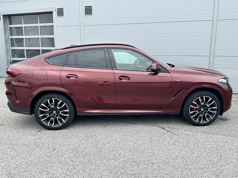 BMW X6 xDrive40d - fotka 3 z 22