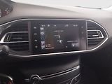 Peugeot 308 (2017) 1.2 PureTech, ČR,1.maj - náhled 19