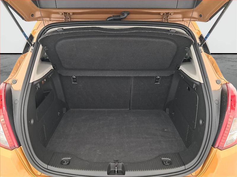 Opel Mokka (2017) 1.6 CDTI, Serv.kniha, Navi - fotka 14 z 18