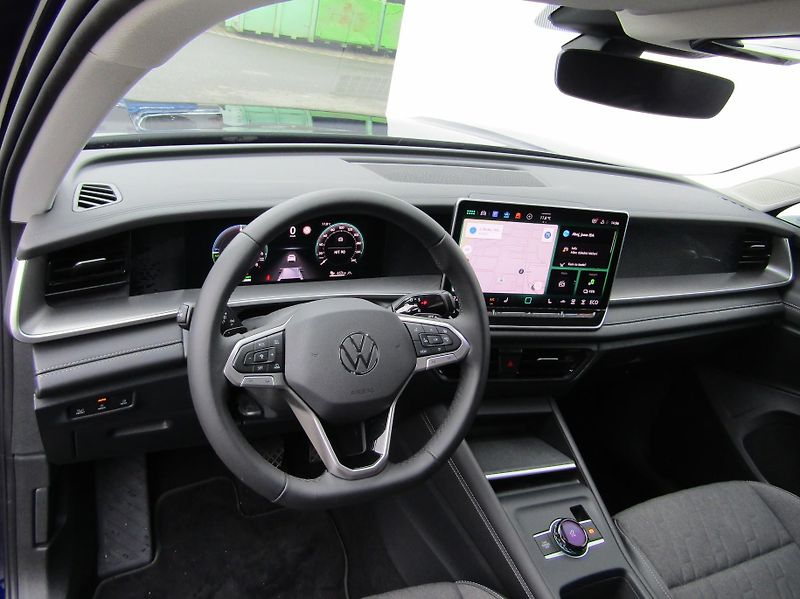 Volkswagen Tayron (2025) People 1,5 TSI 150 KW - fotka 5 z 30