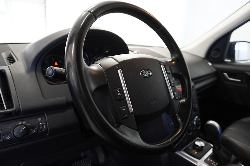 Land Rover Freelander (2012) 2,2T LEATHER ETC AUTOMAT - fotka 12 z 46