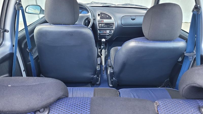 Citroën Saxo 1,1i 44 Kw KOUPENO V ČR - fotka 15 z 20