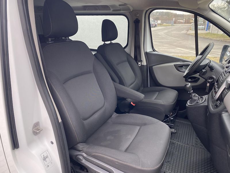 Renault Trafic (2019) 1.6DCi, 5-MÍST, 1.MAJ.ČR!! - fotka 26 z 42
