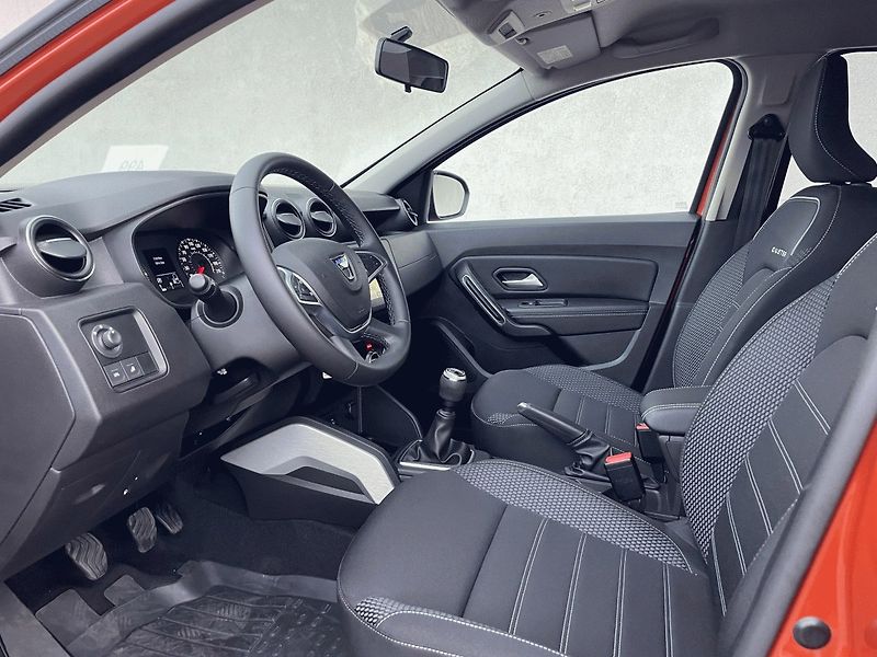 Dacia Duster (2022) PRESTIGE 1,0TCe 100k LPG - fotka 18 z 24