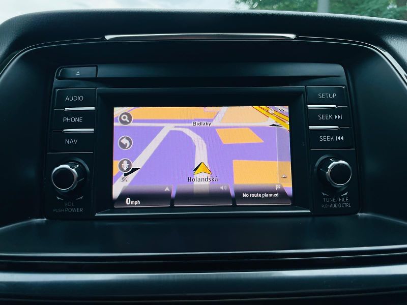 Mazda 6 2.0i MANUÁL SENZORY SERVISKA - fotka 35 z 45