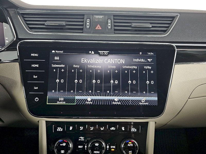 Škoda Superb (2023) COMBI 2.0TSI 206kW 4X4 Laurin - fotka 20 z 34