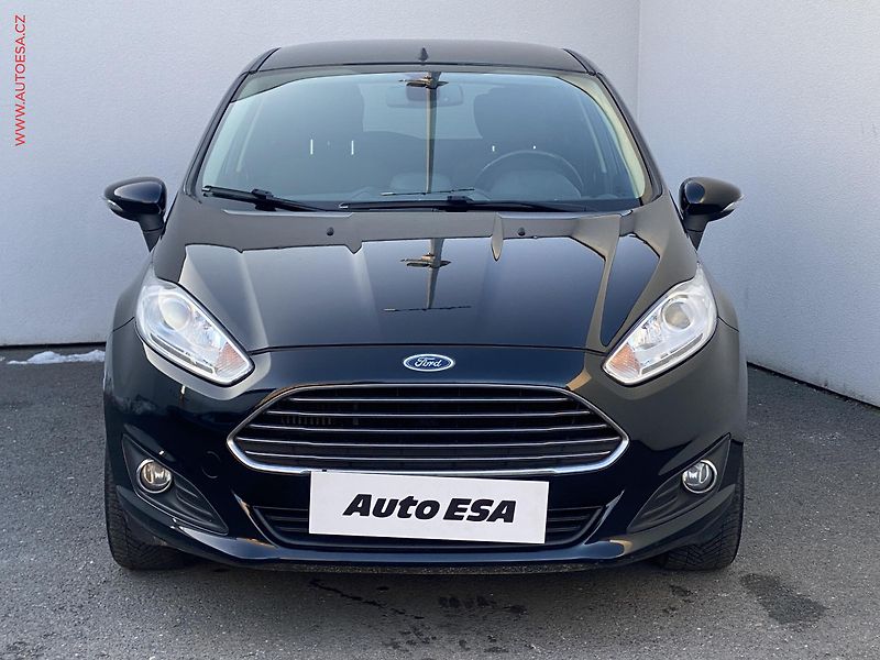 Ford Fiesta (2017) 1.5 TDCi, Titanium, navi - fotka 2 z 18
