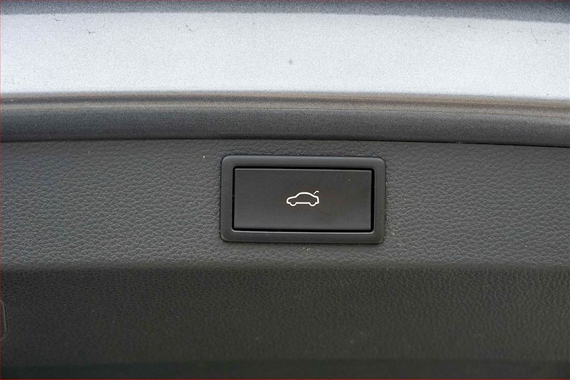 Škoda Karoq (2024) Ambition 1.5 TSI - fotka 17 z 21