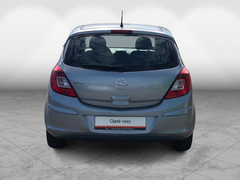 Opel Corsa 1.2 - fotka 9 z 27
