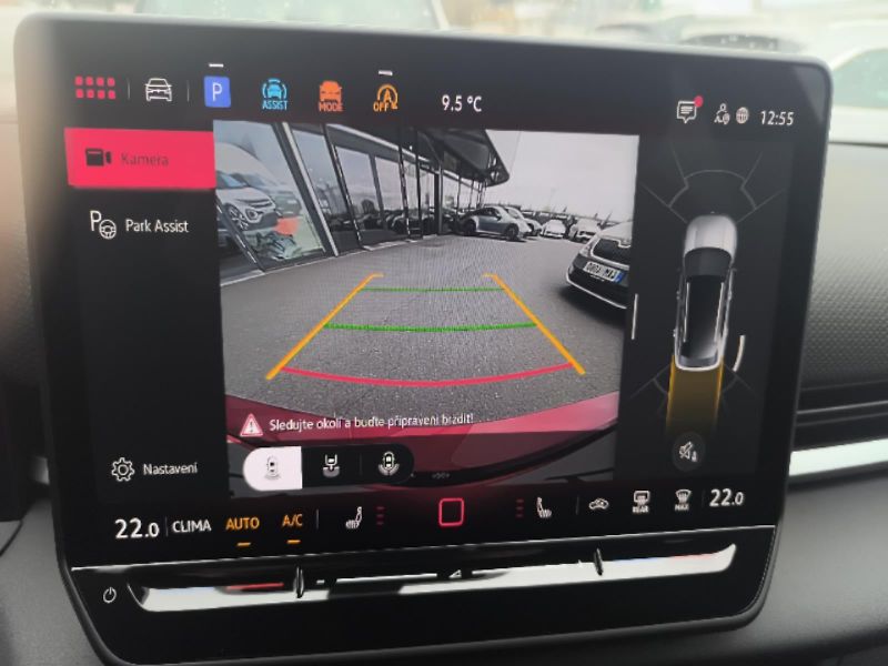 Volkswagen T-Roc R-Line 1,5 eTSI 110 kW 7DSG - fotka 12 z 22