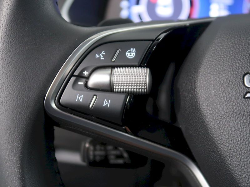 Škoda Octavia (2025) EXCLUSIVE 1.5TSI M-HEV 110KW D - fotka 22 z 47