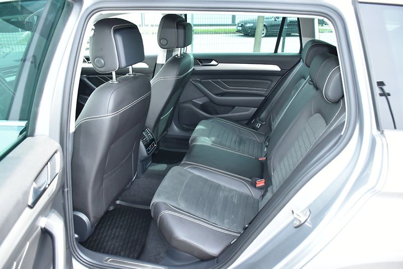 Volkswagen Passat (2023) ELEGANCE 2,0 TDI 110kW DSG - fotka 28 z 35
