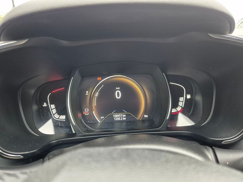 Renault Kadjar 1.2Tce 96kW, perfektní stav - fotka 15 z 26
