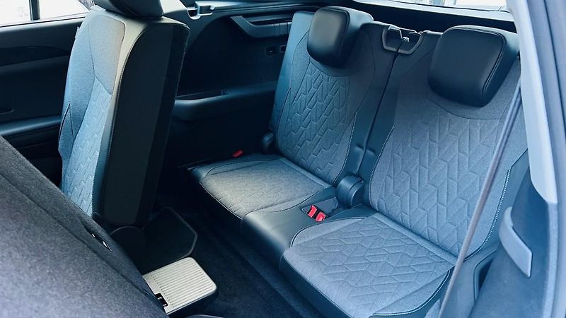 Volkswagen Tayron (2026) 1.5 eTSI 110 kW DSG7 7míst  - fotka 22 z 53