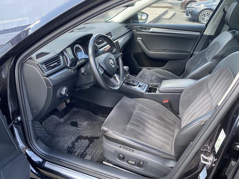 Škoda Superb 2.0TDi, DSG, 4x4, panorama - fotka 10 z 35