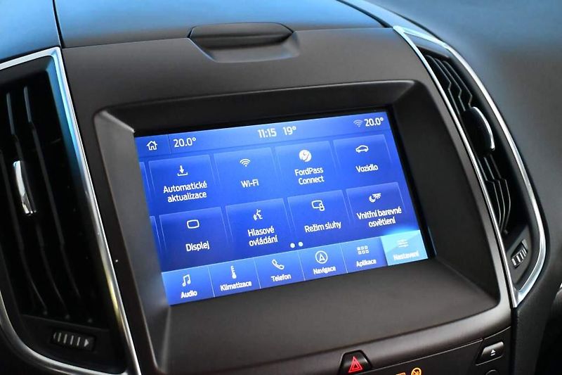 Ford S-MAX (2020) 2.0 4x4 140 KW LED ACC SONY Ta - fotka 18 z 45