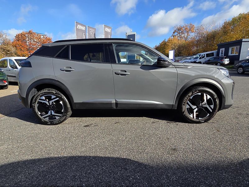Peugeot 2008 (2025) 1.2 PT 130 ALLURE EAT8 - fotka 6 z 29