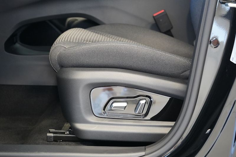 Chery Tiggo 7 COMFORT 1,6 T-GDI - fotka 16 z 46
