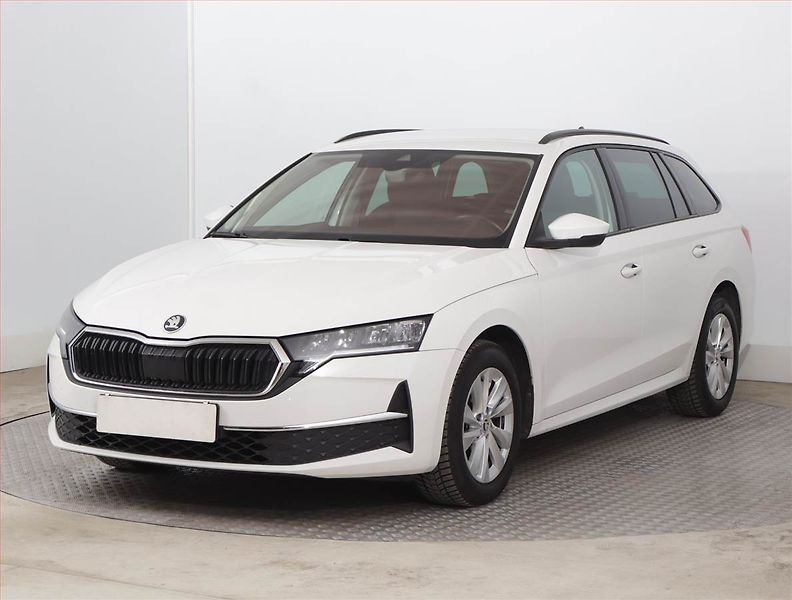 Škoda Octavia (2024) Selection 1.5 TSI - fotka 2 z 19