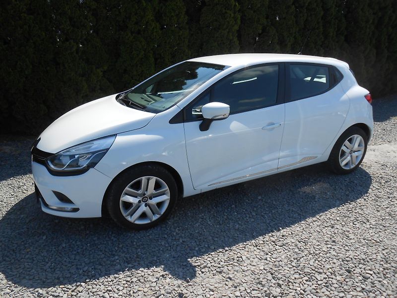 Renault Clio 1.5DCi,80TKm, NAVI,CHROM - fotka 36 z 42