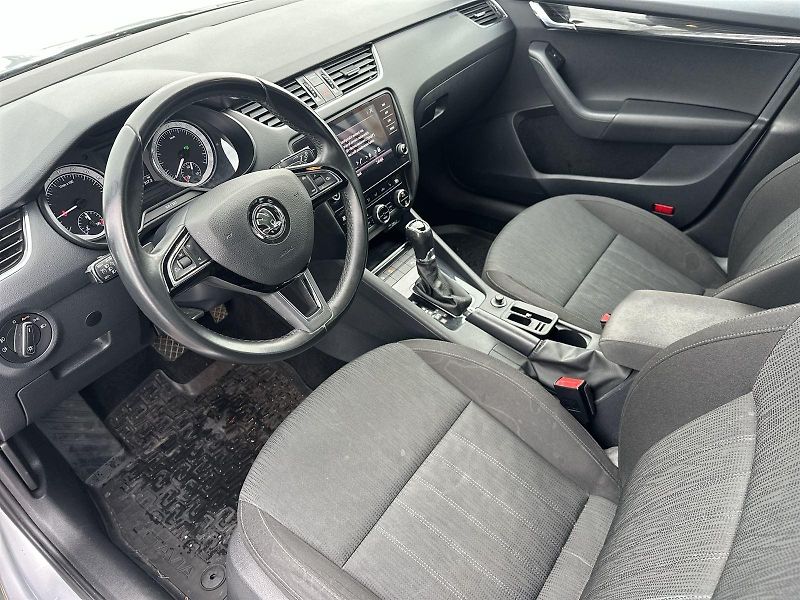 Škoda Octavia (2018) Combi 2.0 TDI DSG Style - fotka 7 z 29