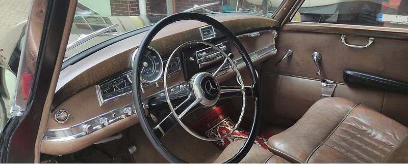 Mercedes-Benz Ostatní (1953) 300 W186 Adenauer - fotka 7 z 23