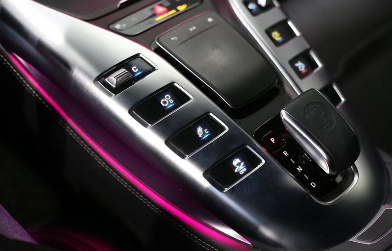 Mercedes-Benz AMG GT 43 4M Matrix 360k Hud  - fotka 29 z 31