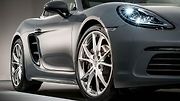 Porsche Caymna do zásuvky by se mělo objevit až v roce 2023.