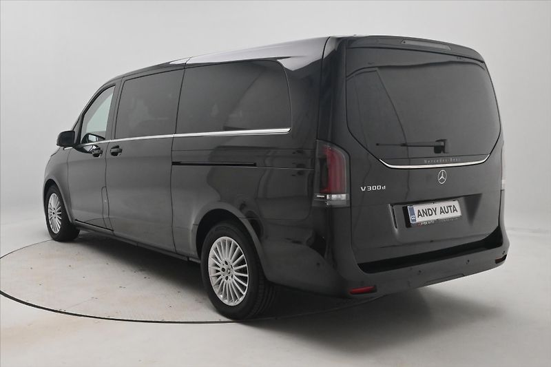 Mercedes-Benz Třídy V 2,0 300D 174kW XL Avantgarde 8 - fotka 7 z 33