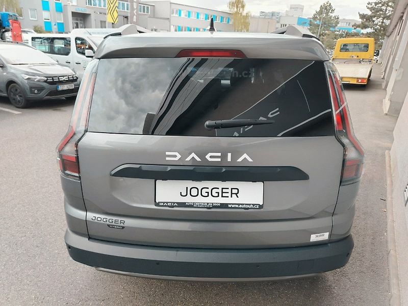 Dacia Jogger (2026) Expression Hybrid 155 (automat - fotka 4 z 10