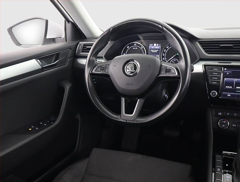 Škoda Superb (2016) Style 2.0 TDI, Automat - fotka 7 z 22