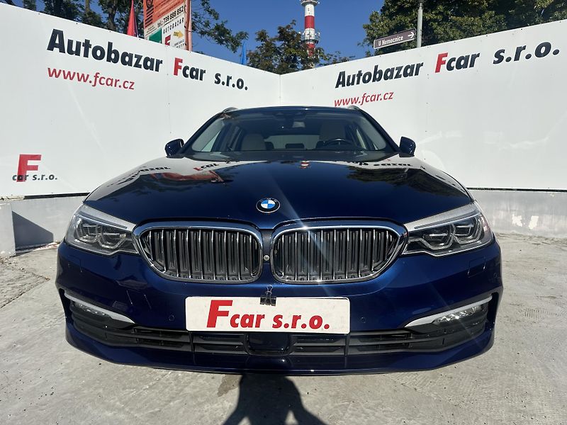 BMW Řada 5 (2017) 530d xDRIVE LUXURY - fotka 2 z 32