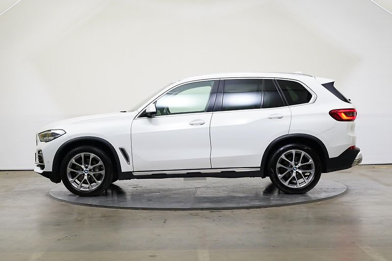 BMW X5 - fotka 3 z 26