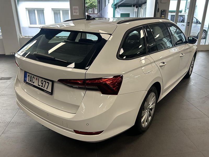 Škoda Octavia (2024) 2.0TDi Ambition LED 85kW - fotka 4 z 26