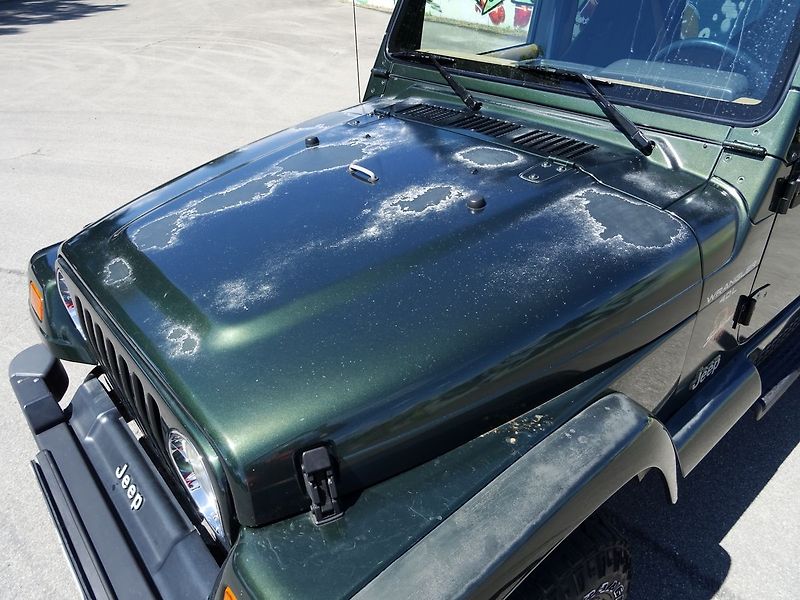 Jeep Wrangler 4.0i SAHARA Serviska - fotka 29 z 37